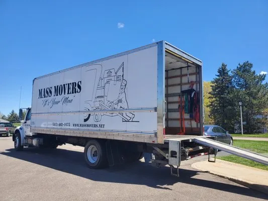 Mass Movers photo 5