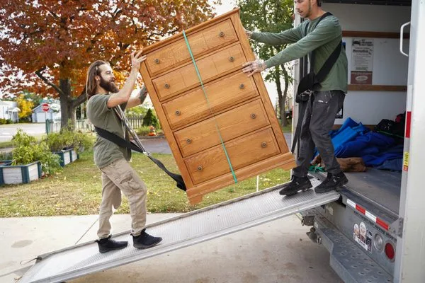 Marquette Movers