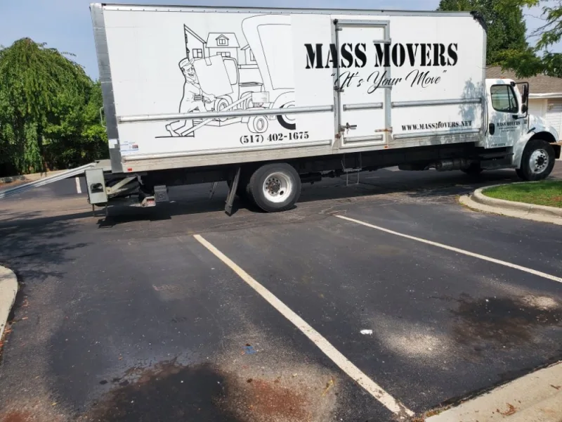 Mass Movers photo 1
